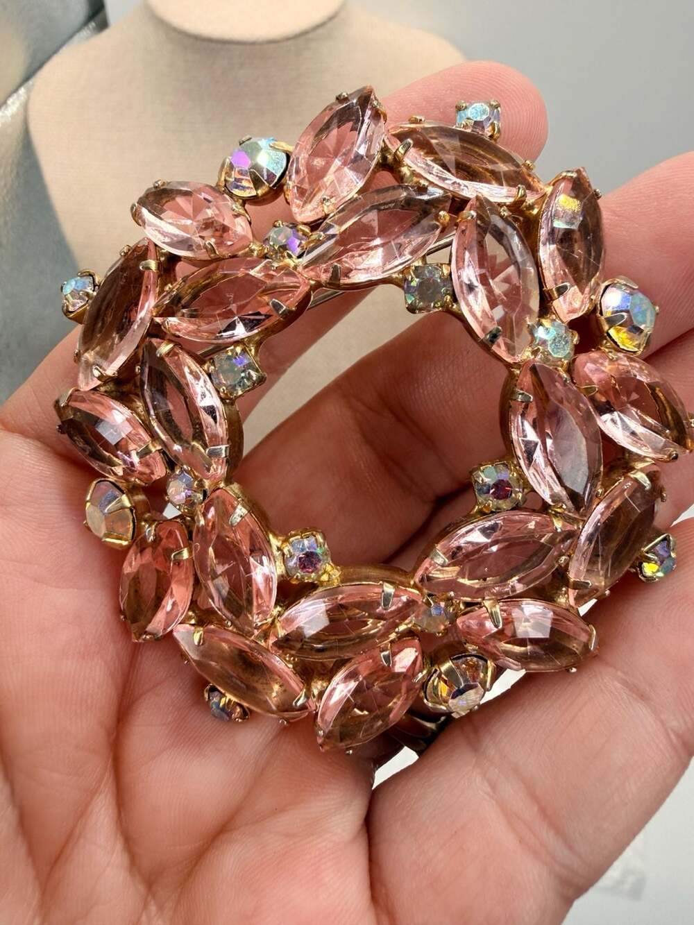 Vintage Pink Rhinestone Wreath Brooch Pin Gold Tone